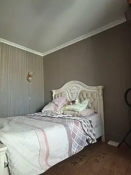 GoddessLara online show from 05/20/26, 12:17