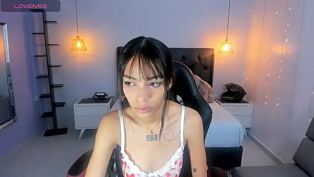 AMELIELEONE online show from 01/17/25, 11:49