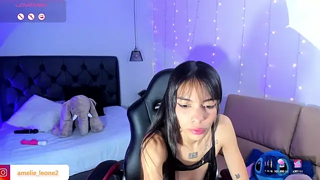 AMELIELEONE online show from 02/26/25, 12:25