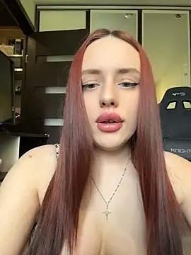 Lisaaan online show from 06/19/26, 10:41