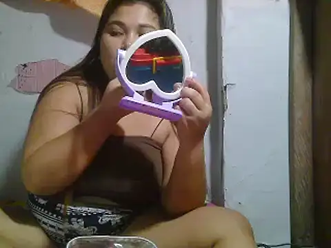 Snapshot of Creamsweetpussy28 chatting on 02/22/25, 09:37 Creamsweetpussy28 online show from 02/22/25, 09:37