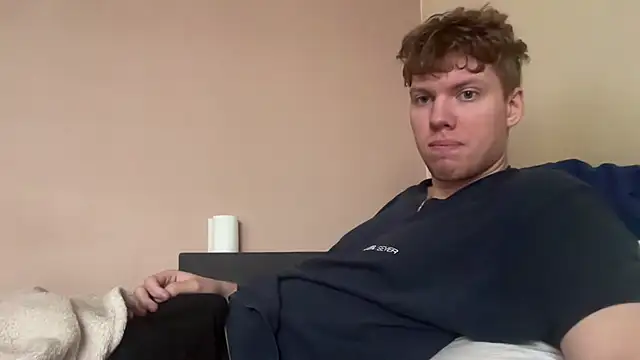 sexybooii6968 online show from 11/12/25, 10:26