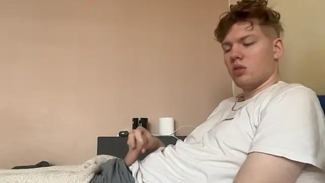 sexybooii6968 online show from 11/24/25, 09:42