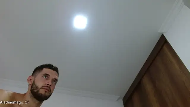 Snapshot of Noah_jhonsonn chatting on 02/20/26, 05:24 Noah jhonsonn online show from 02/20/26, 05:24