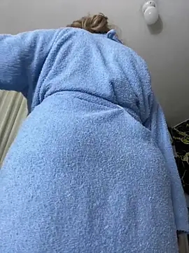 Snapshot of scarlett_sexx69 chatting on 03/05/25, 01:21 scarlett sexx69 online show from 03/05/25, 01:21