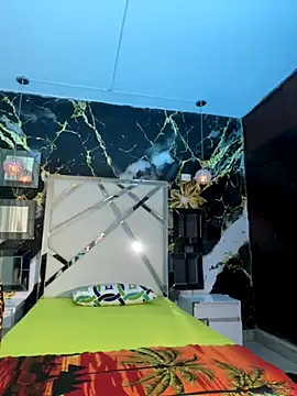 Snapshot of scarlett_sexx69 chatting on 11/27/25, 11:23 scarlett sexx69 online show from 11/27/25, 11:23