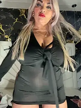 Snapshot of scarlett_sexx69 chatting on 03/04/26, 11:49 scarlett sexx69 online show from 03/04/26, 11:49