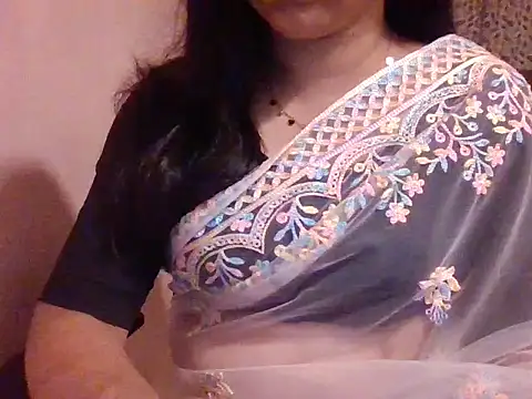 Snapshot of Pinky_4 chatting on 05/10/26, 05:51 Pinky 4 online show from 05/10/26, 05:51