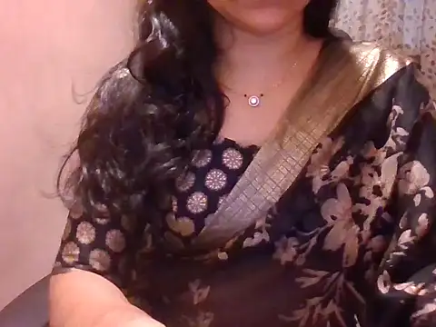 Snapshot of Pinky_4 chatting on 06/20/26, 02:36 Pinky 4 online show from 06/20/26, 02:36