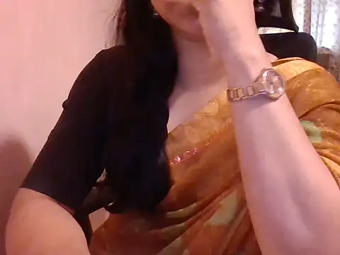 Snapshot of Pinky_4 chatting on 06/29/26, 10:10 Pinky 4 online show from 06/29/26, 10:10