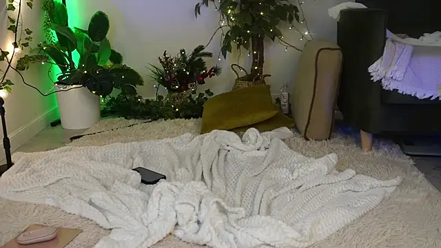 ScarletBlaze online show from 12/19/24, 09:17