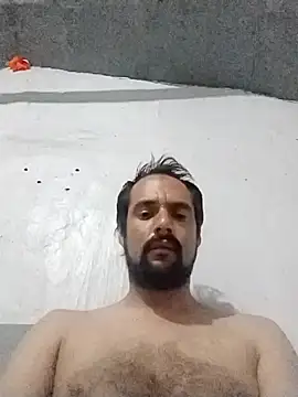 Snapshot of Brhama44 chatting on 05/20/26, 11:27 Brhama44 online show from 05/20/26, 11:27