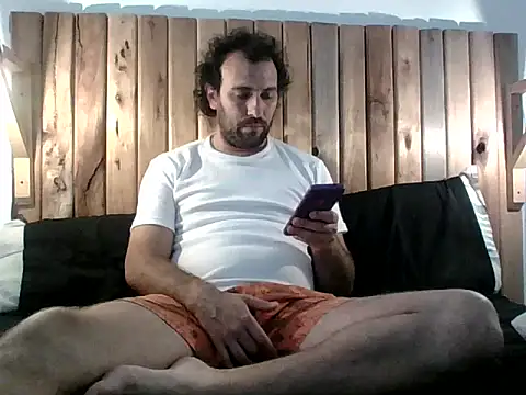 Snapshot of Loverlove1234 chatting on 12/17/25, 08:59 Loverlove1234 online show from 12/17/25, 08:59