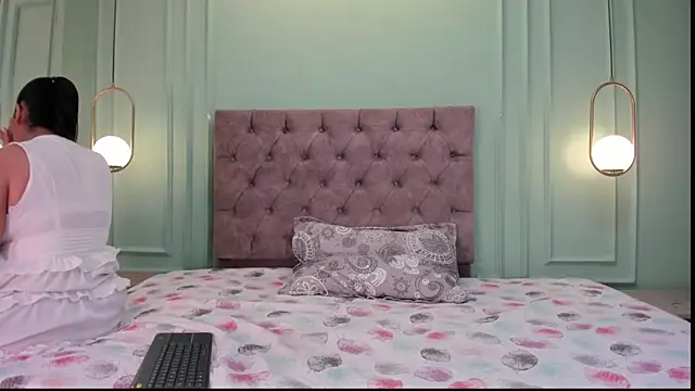 Snapshot of kathe_hot chatting on 02/22/25, 08:31 kathe hot online show from 02/22/25, 08:31