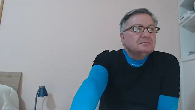 YOU6me online show from 03/19/25, 06:44