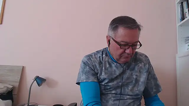 YOU6me online show from 10/02/25, 07:48