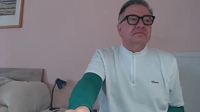 YOU6me online show from 12/05/25, 08:12