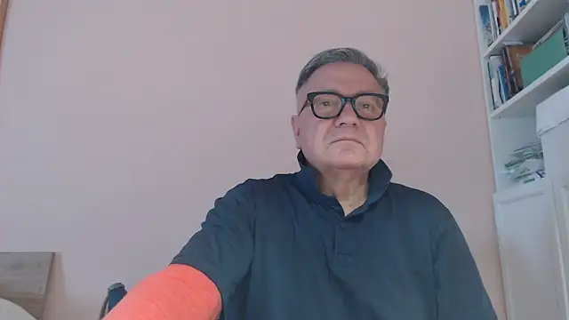 YOU6me online show from 05/11/26, 03:29