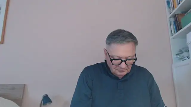 YOU6me online show from 05/11/26, 04:04