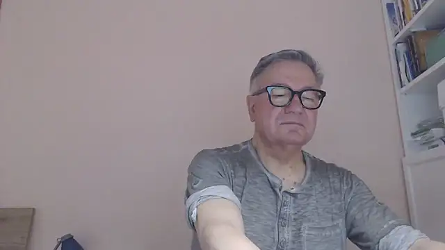 YOU6me online show from 06/10/26, 06:34