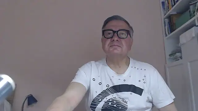 YOU6me online show from 06/17/26, 07:22