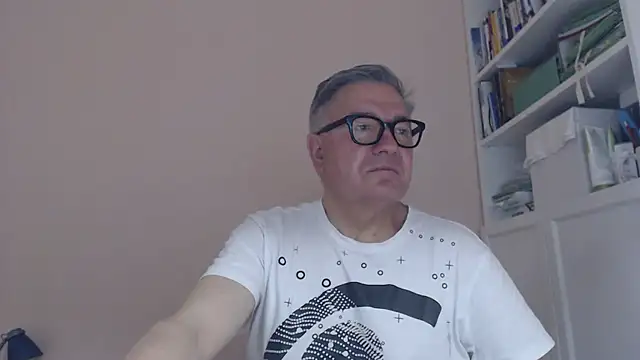 YOU6me online show from 06/18/26, 07:30
