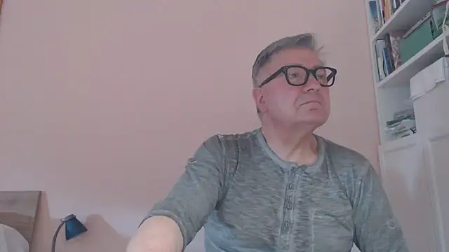 YOU6me online show from 06/23/26, 06:33
