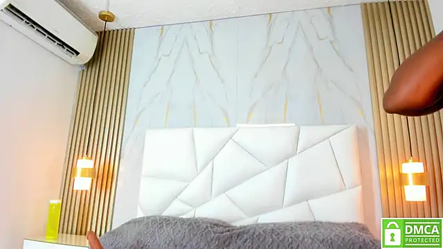 lissetlong69 online show from 02/04/25, 08:35