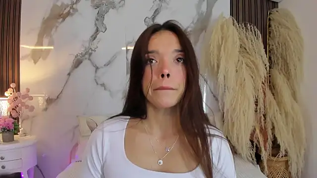 hannahill69 online show from 11/08/25, 04:45