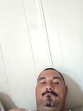 Snapshot of Abe16 chatting on 09/30/25, 07:41 Abe16 online show from 09/30/25, 07:41