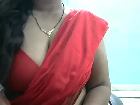 Snapshot of SexyRashmika chatting on 10/18/25, 06:08 SexyRashmika online show from 10/18/25, 06:08