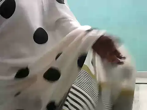 Snapshot of SexyRashmika chatting on 02/16/26, 08:27 SexyRashmika online show from 02/16/26, 08:27