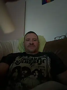 Snapshot of nesta233 chatting on 03/28/26, 06:57 nesta233 online show from 03/28/26, 06:57