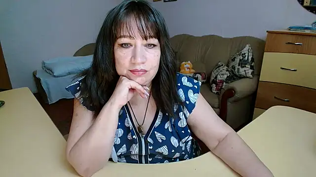 Lucretia Goldi  online show from 10/24/25, 09:11