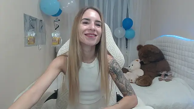 Snapshot of DeboraHorny chatting on 09/25/25, 06:06 DeboraHorny online show from 09/25/25, 06:06