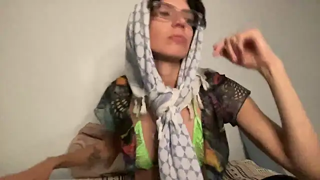 Snapshot of Labebe-rica chatting on 02/01/26, 01:37 Labebe-rica online show from 02/01/26, 01:37