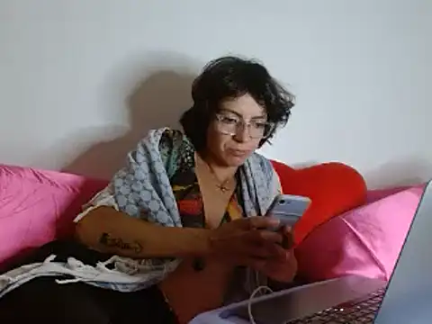 Snapshot of Labebe-rica chatting on 02/11/26, 01:32 Labebe-rica online show from 02/11/26, 01:32