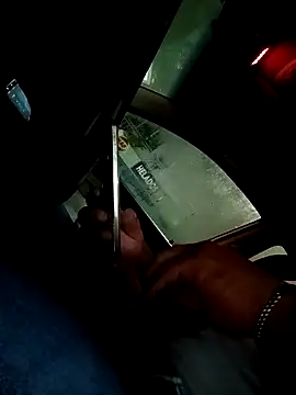 Snapshot of bby2279 chatting on 11/06/25, 04:24 bby2279 online show from 11/06/25, 04:24