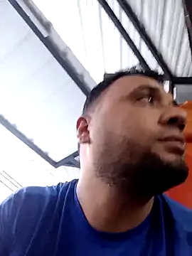 Snapshot of bby2279 chatting on 02/11/26, 10:37 bby2279 online show from 02/11/26, 10:37