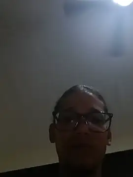 Snapshot of Yanwoods420 chatting on 06/10/26, 02:45 Yanwoods420 online show from 06/10/26, 02:45
