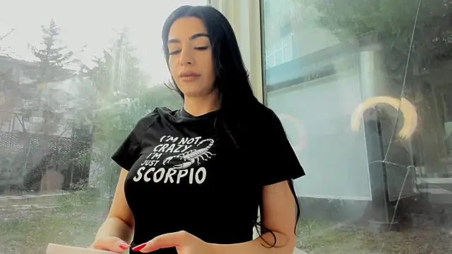 Snapshot of Naila18 chatting on 03/18/26, 06:38 Naila18 online show from 03/18/26, 06:38