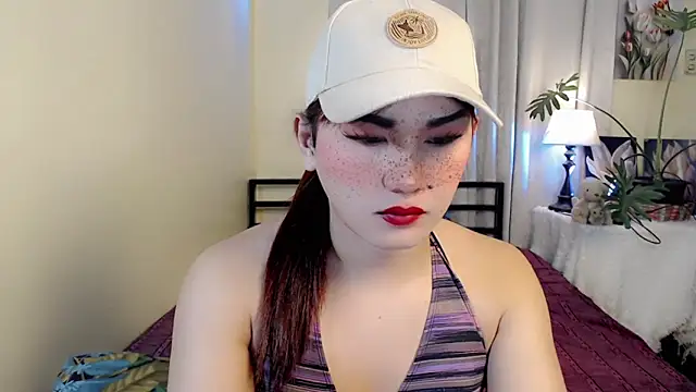 Snapshot of beatrice_21 chatting on 02/03/26, 12:21 beatrice 21 online show from 02/03/26, 12:21