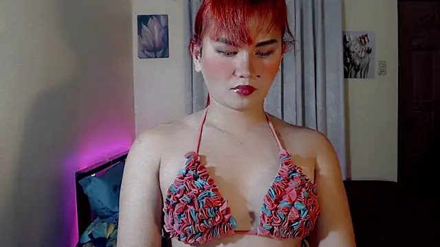 Snapshot of beatrice_21 chatting on 04/29/26, 11:58 beatrice 21 online show from 04/29/26, 11:58