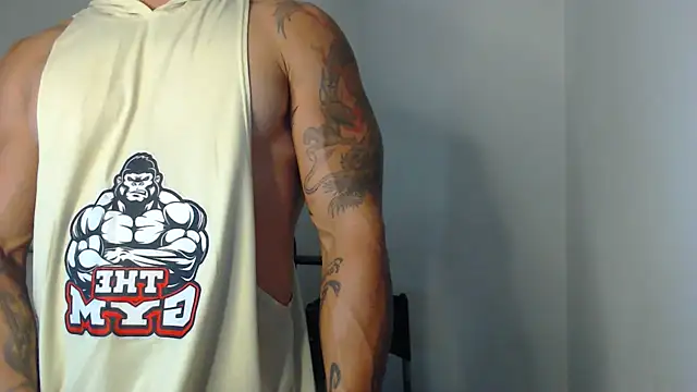 Snapshot of JacobJamess chatting on 06/12/26, 01:15 JacobJamess online show from 06/12/26, 01:15