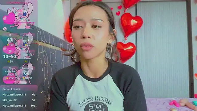 Mia Tin online show from 02/16/25, 08:43