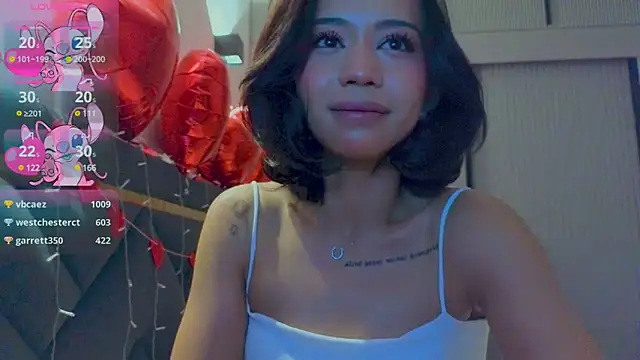 Mia Tin online show from 02/21/25, 06:29