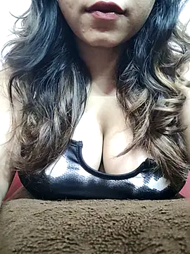 RESHMI 07 online show from 09/16/25, 03:24