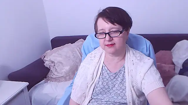 ChristaRose online show from 03/10/25, 06:45