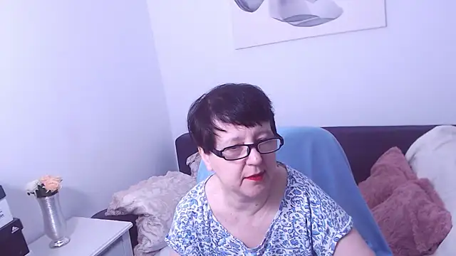 ChristaRose online show from 10/11/25, 11:58