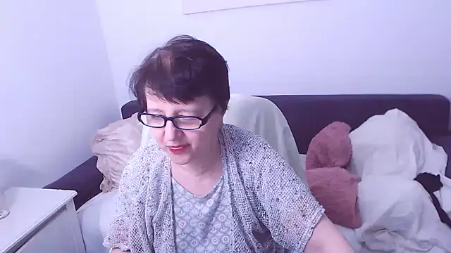 ChristaRose online show from 11/22/25, 04:22